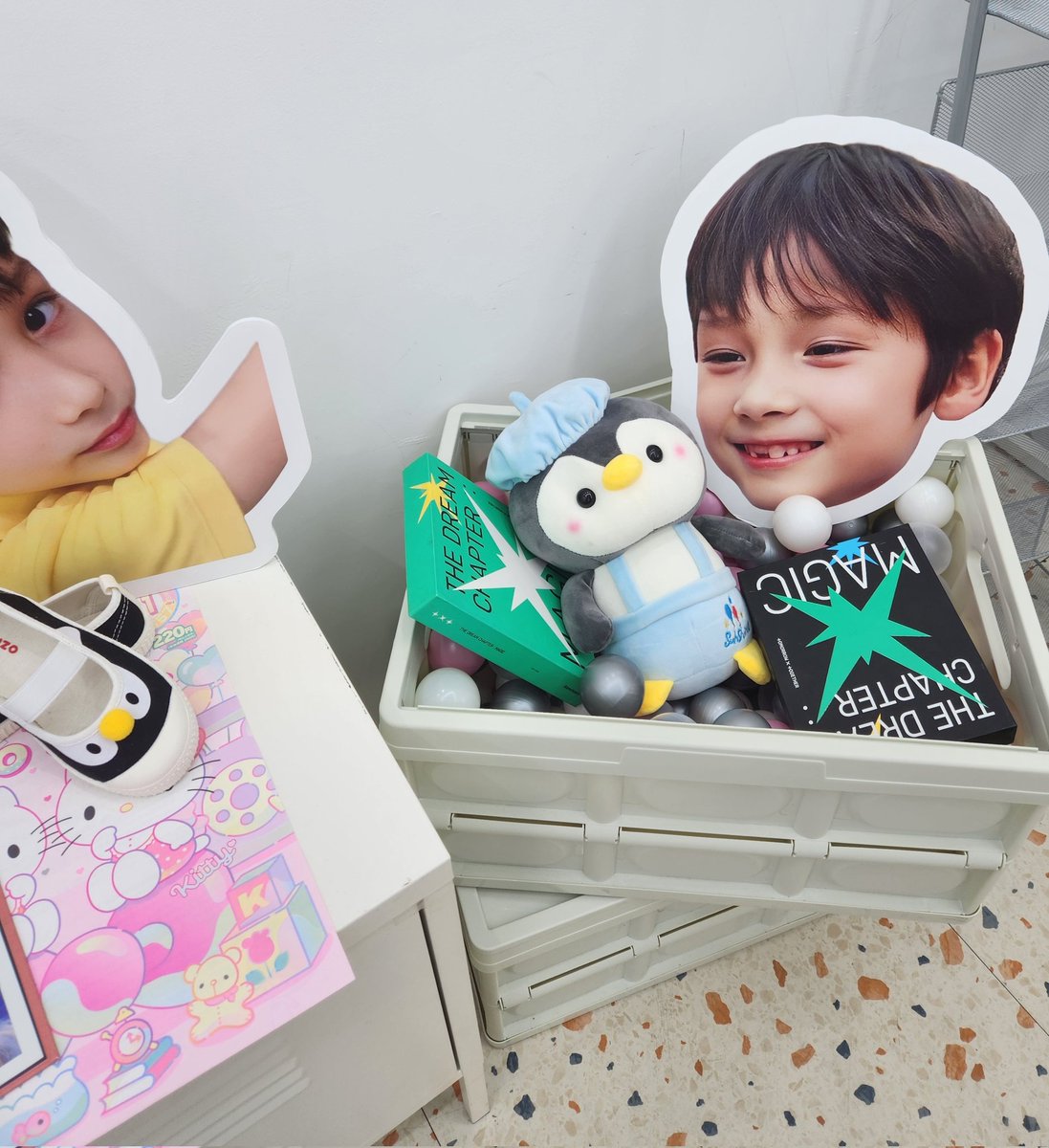 moaging_txt486's tweet photo. #카페_키로
#휴닝카이가수놓은여름밤의은하수
#HUEAreMyEverything

@p0txt0227 
.
휴닝아 하루 지났지만 생일축하해ㅐ https://t.co/p96JzVuopa