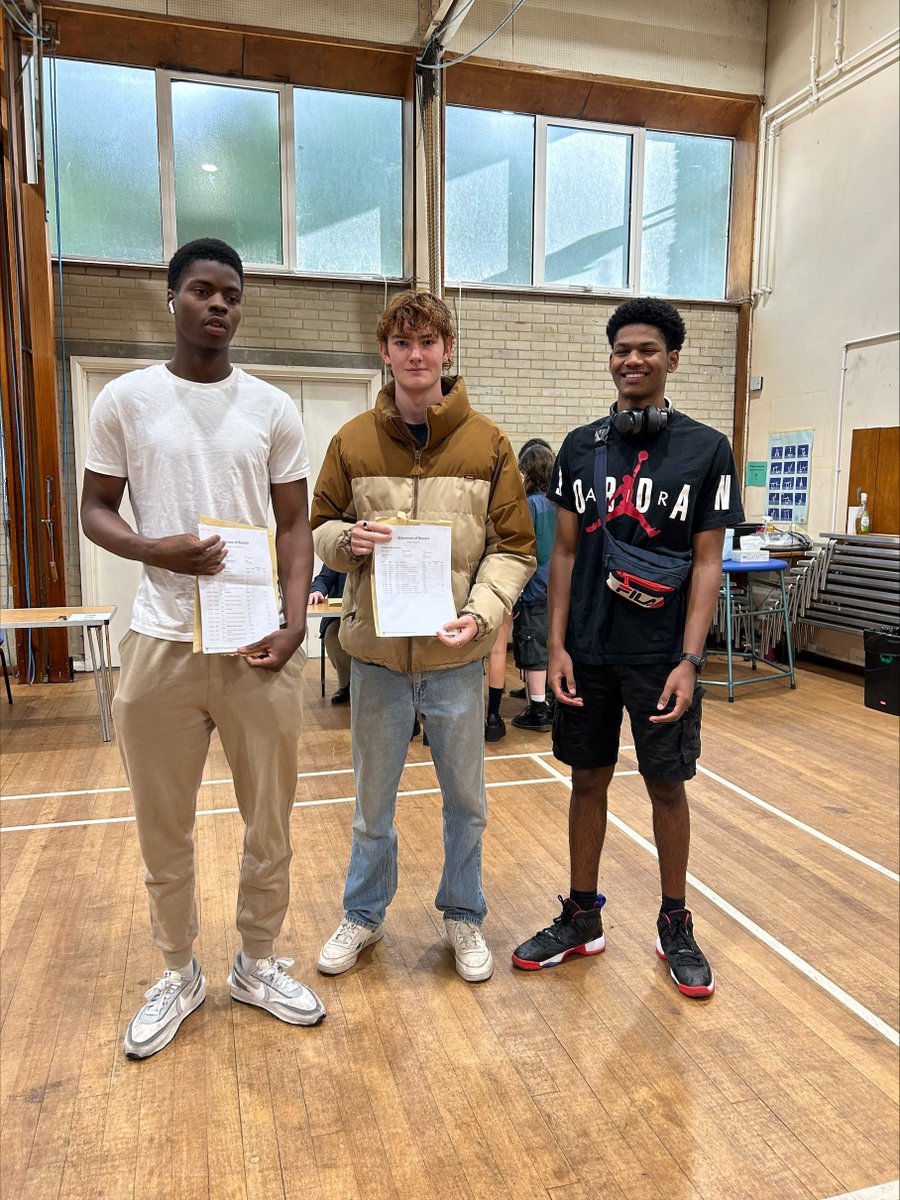 NewsteadWood's tweet photo. We're so proud of our A Level #ClassOf2024! Congratulations on everything you have achieved at Newstead - we can't wait to see what you do next! #WeAreNewstead #ALevelResultsDay 💚💚💚 https://t.co/U9UOReUYbB