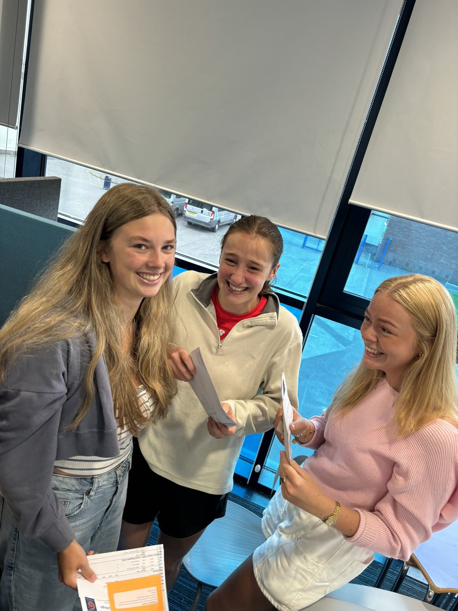 PHS_SixthForm tweet media