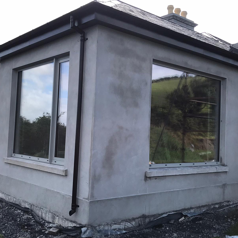 📍 One of our recent projects in #Westport, #CountyMayo!

We supplied sleek half-round gutters, traditional socket and lug pipes, and 1mm fascia and soffit, all in a stunning textured black finish ✨

The result = a contemporary, durable finish.
kytun.com/contact-us/

#Kytun
