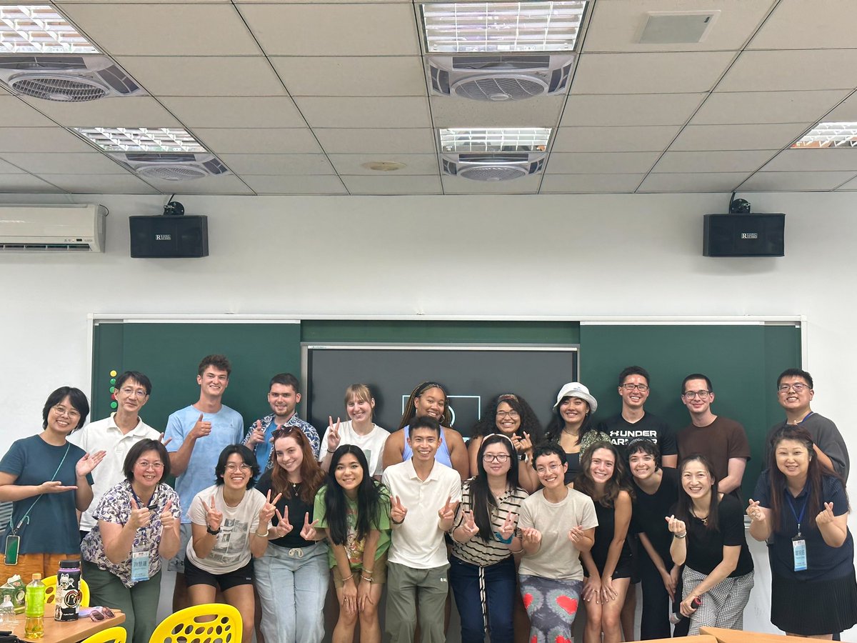 mxmorozov's tweet photo. First two weeks in Taiwan have been great and I love my Chiayi cohort! I’m a big fan of high speed rail and teaching SDG curriculums to elementary and junior high school students! https://t.co/JA2nd2u3M3