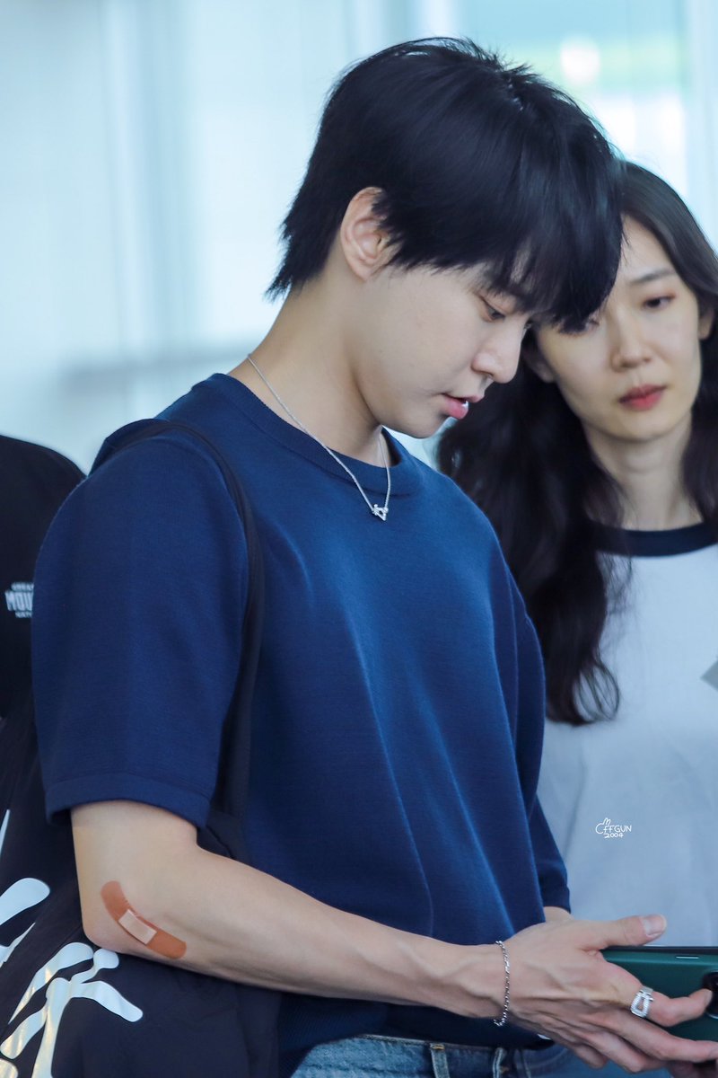 240815 🐰🍀💖

#DOYOUNG #김도영 #NCT #NCT127