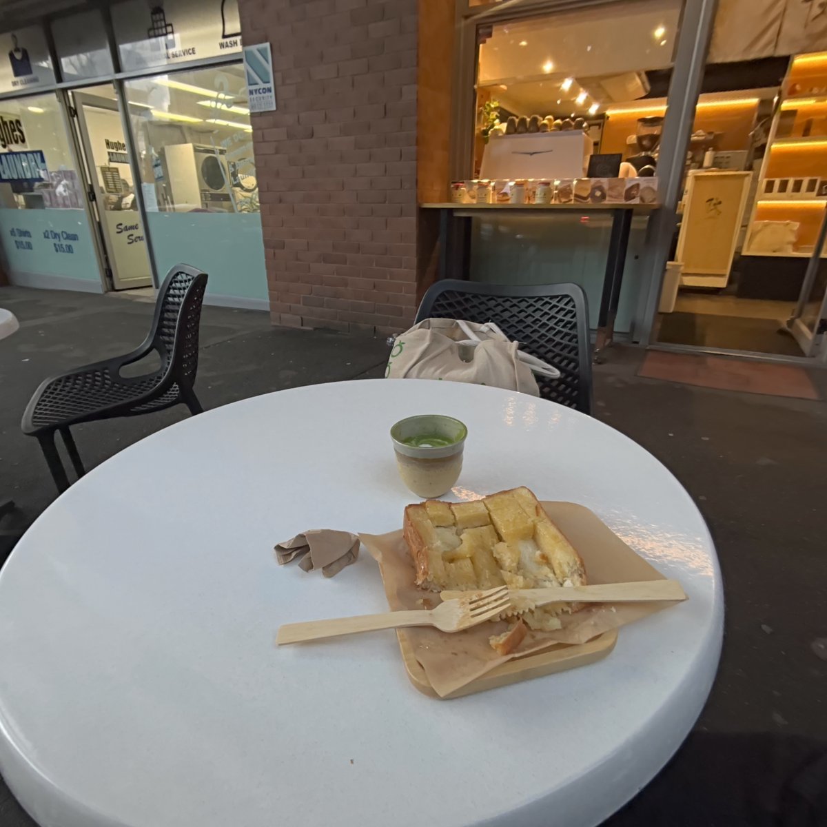 jimmygunawanapp's tweet image. #bsVisionPro AVP safe places: Akipan; 🍞