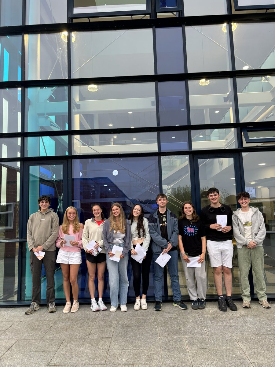 PHS_SixthForm tweet media