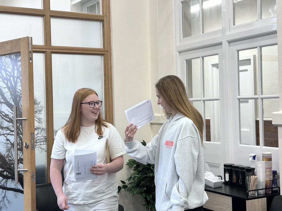 Brigg6thForm's tweet photo. Congratulations and well done to all those that received their A Level results today. We are so proud of all your hard work and determination. Wishing you all the very best for your future journeys! https://t.co/4xTjPPR0Rn