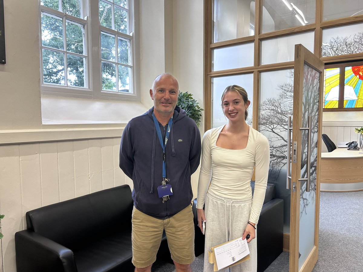 Brigg6thForm's tweet photo. Congratulations and well done to all those that received their A Level results today. We are so proud of all your hard work and determination. Wishing you all the very best for your future journeys! https://t.co/4xTjPPR0Rn