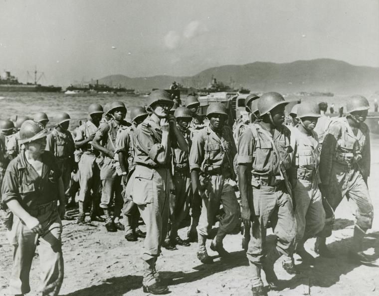 120,000 African-born men cross the Mediterranean in boats within a few days - to liberate Provence from Nazi occupation, exactly 80 years ago. They made up almost half of the troops loyal to De Gaulle during Operation Dragoon. #debarquement #afropeansea #africanmediterranean