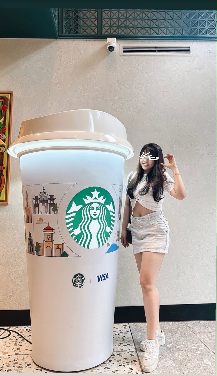 哈哈 被拍起來很高
很可以🤣