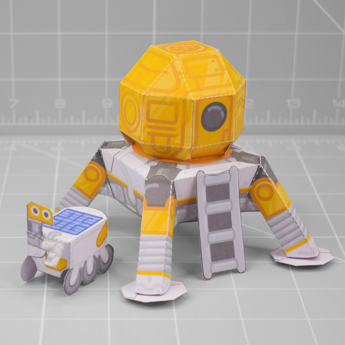 ✂️ Fold Up Toys ✂️ tweet media