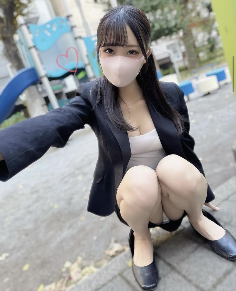 LoliThread tweet picture