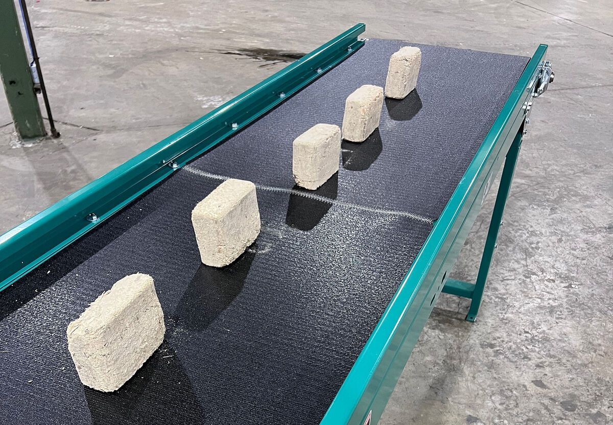 immix_ca's tweet photo. #Graphyte's Loblolly facility is revolutionizing #CarbonRemoval #Technology. Powered by #BillGates' #BreakthroughEnergyVentures this #startup is making strides by launching what may become world's largest #CDR plant. #Startups #Sustainability #CCUS

Read: https://t.co/wp1FP2ftfb https://t.co/5Zl2JucJg0