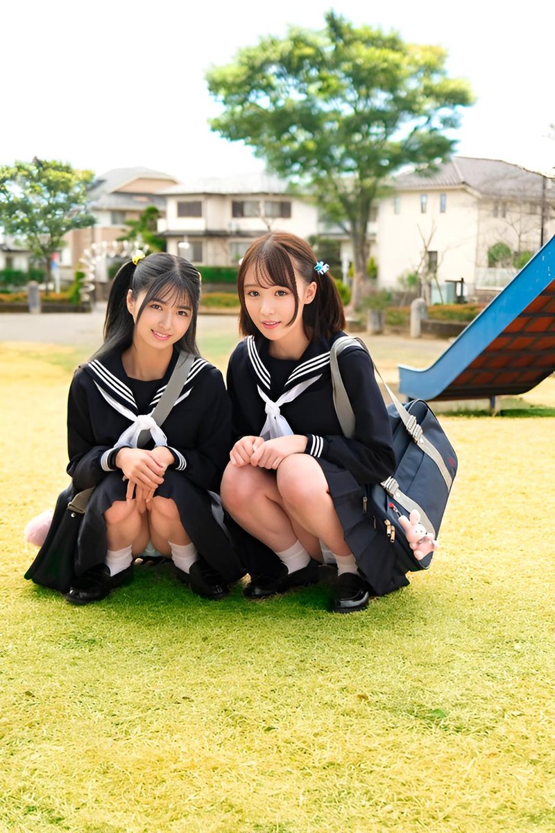 LoliThread tweet picture