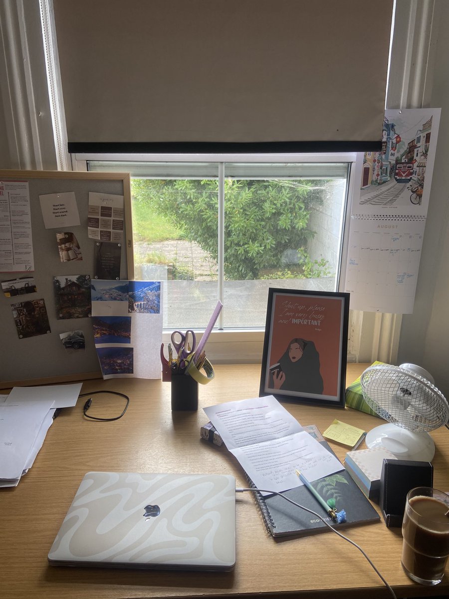 kyrawritesbooks's tweet photo. My safe haven 👩🏼‍💻✨ #amwriting #workspace #writingcommunity https://t.co/PgBqZKK9zJ