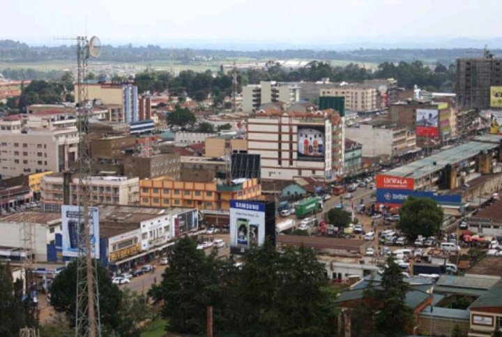 Mutongoria wa bururi Dr William Ruto umuthi ni atanyitwo gutongoria mihang'o ya kwambatiria ngathi tauni ya Eldoret igituika mucii(city) wa gatano guku bururi-ini.
#kihooto