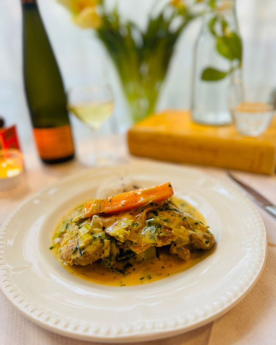 Coq au Vin - A delicious French classic.

This month’s recipe inspiration is one of our most popular dishes here at the Le Petit Citron. We devised a slightly lighter version, of this delicious rustic dish, for the Summer months.

lepetitcitron.co.uk/coq-au-vin/

#recipes #frenchcuisine