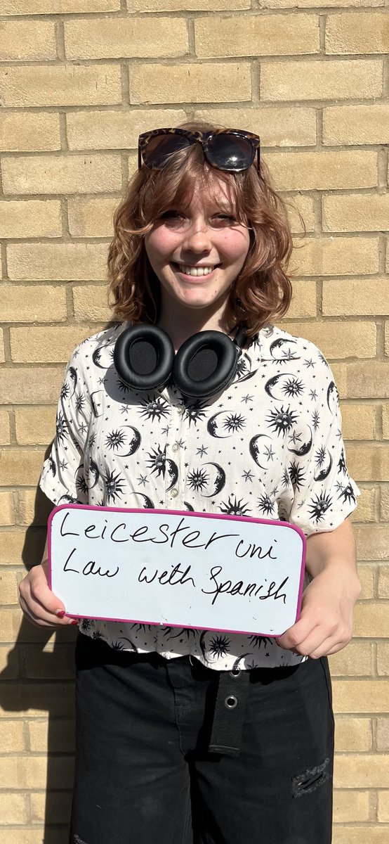 CDSsixthform's tweet image. Fantastic results for this ⁦@croxleydanes⁩ Sixth Former from our first ever results day - off to first choice Leicester University 👏👏👏