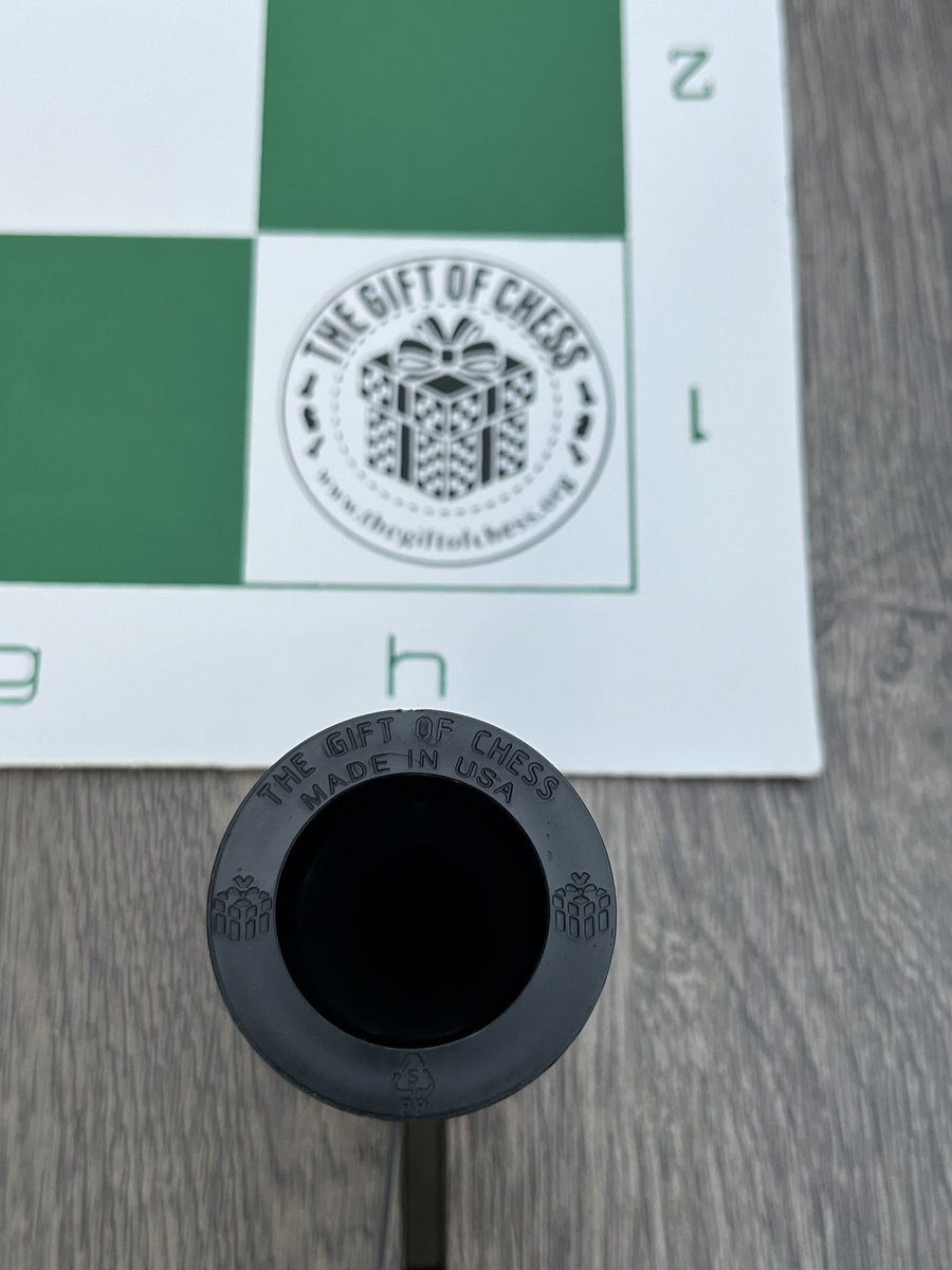 The Gift of Chess tweet media