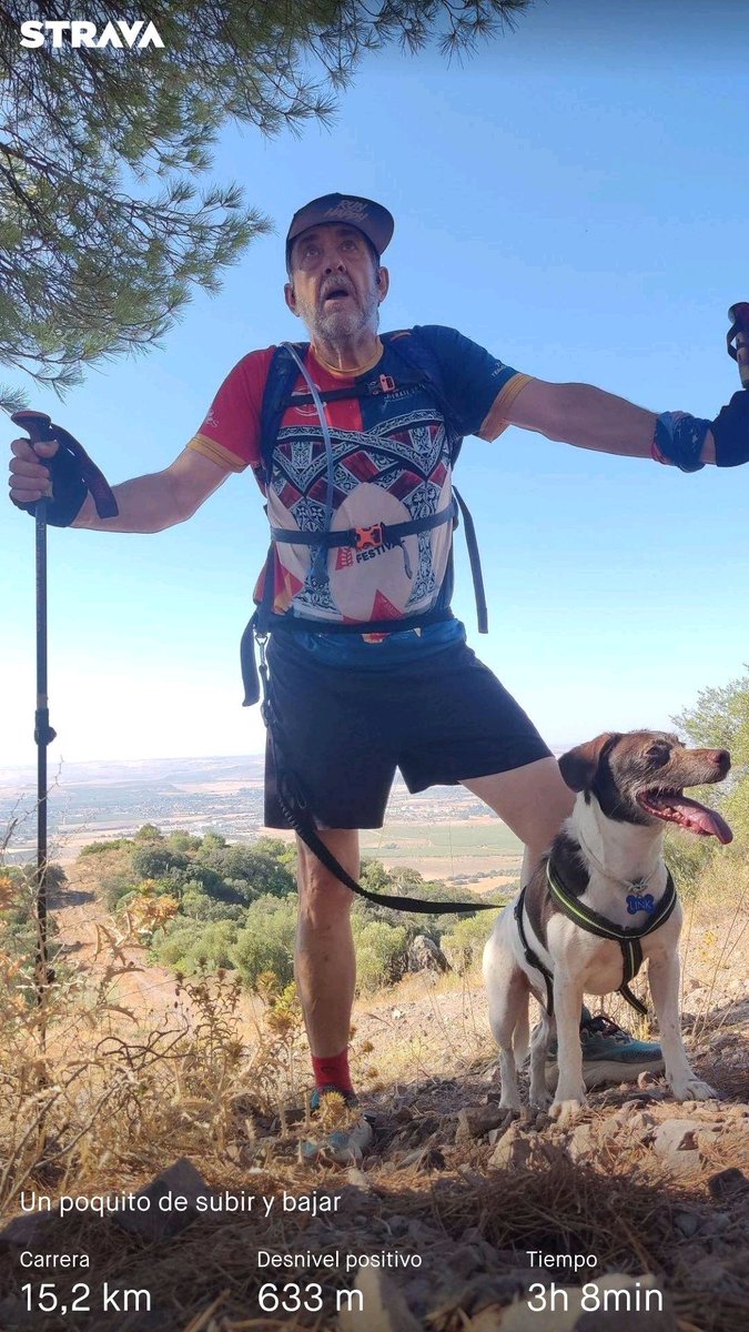 pepejavier's tweet photo. Celebrar la Asunción ascendiendo por Santa Ana y "las jorobas" #TrailRuning #SomosCalifas https://t.co/oG5tE6dZyy https://t.co/6WO2sryYDf