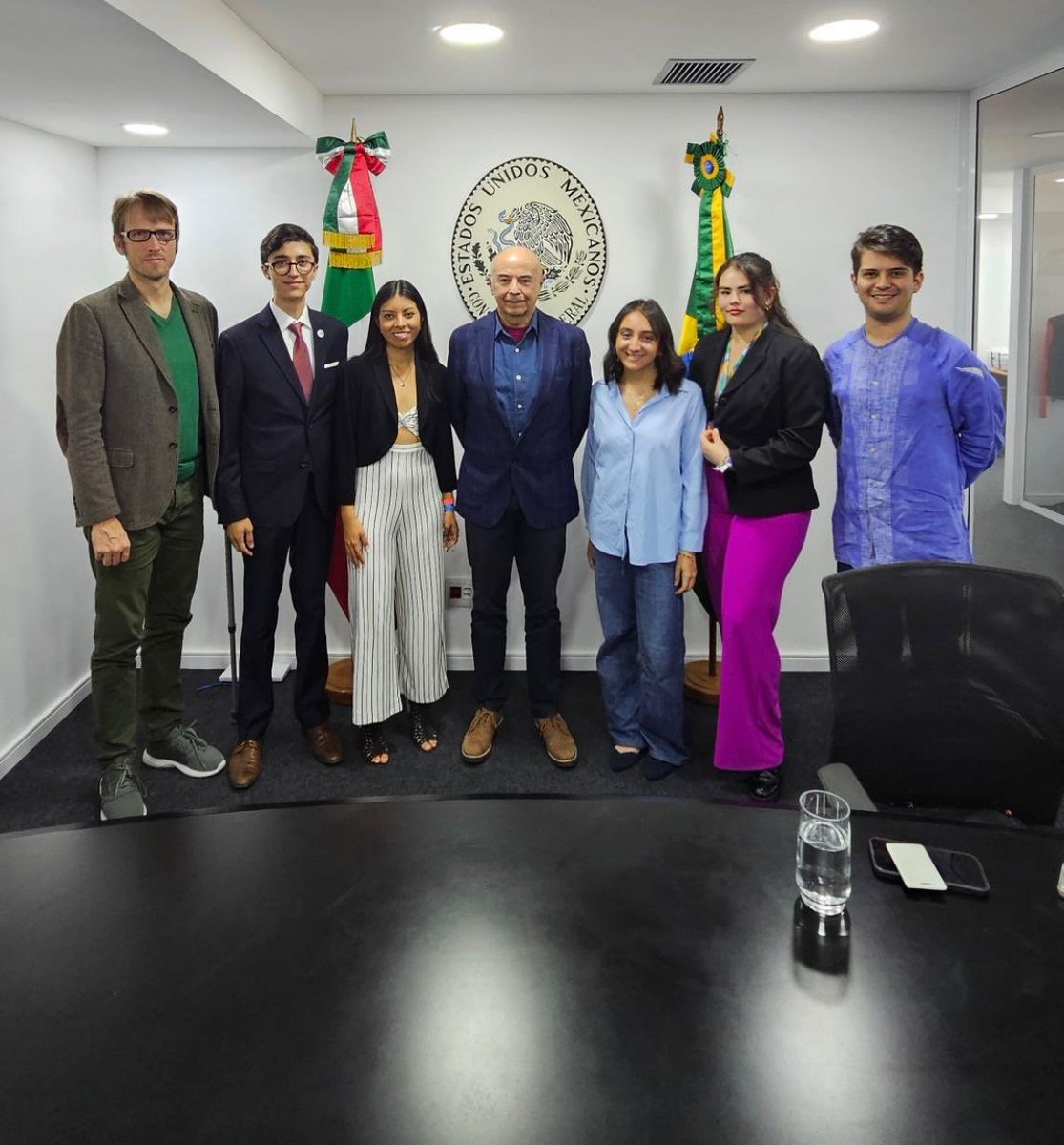 feller_jennifer's tweet image. ¡México está presente en la Cumbre de Jóvenes del @g20org #Y20! 
Durante 5 días, Majo, Valeria, Nahely, David y Pavel representarán a las juventudes mexicanas y debatirán sobre temas globales como cambio climático, desarrollo sostenible y futuro del empleo.
#DiplomaciaCercana