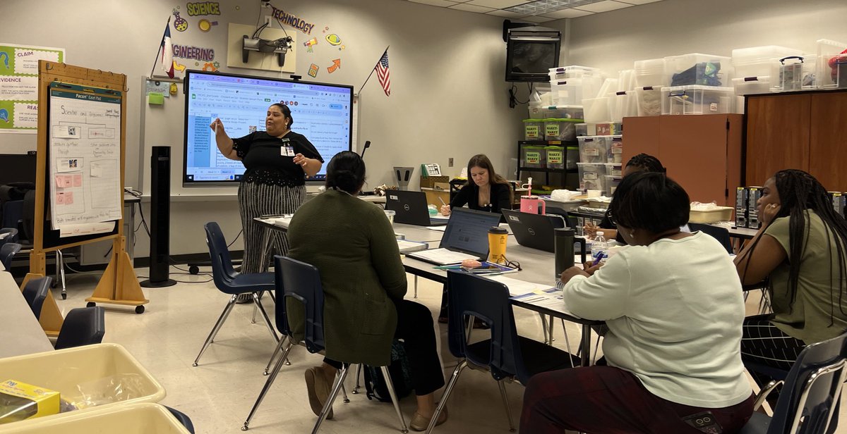 MatturroMEd's tweet photo. 2nd grade Science Planning modeled by @Villalpando_DL. Team had great discussions on exit tickets & close!!! 🔭👩🔬🧪👩🏽💻 #AliefScienceRocks #LightsCameraLearn https://t.co/2TylQSSfvk