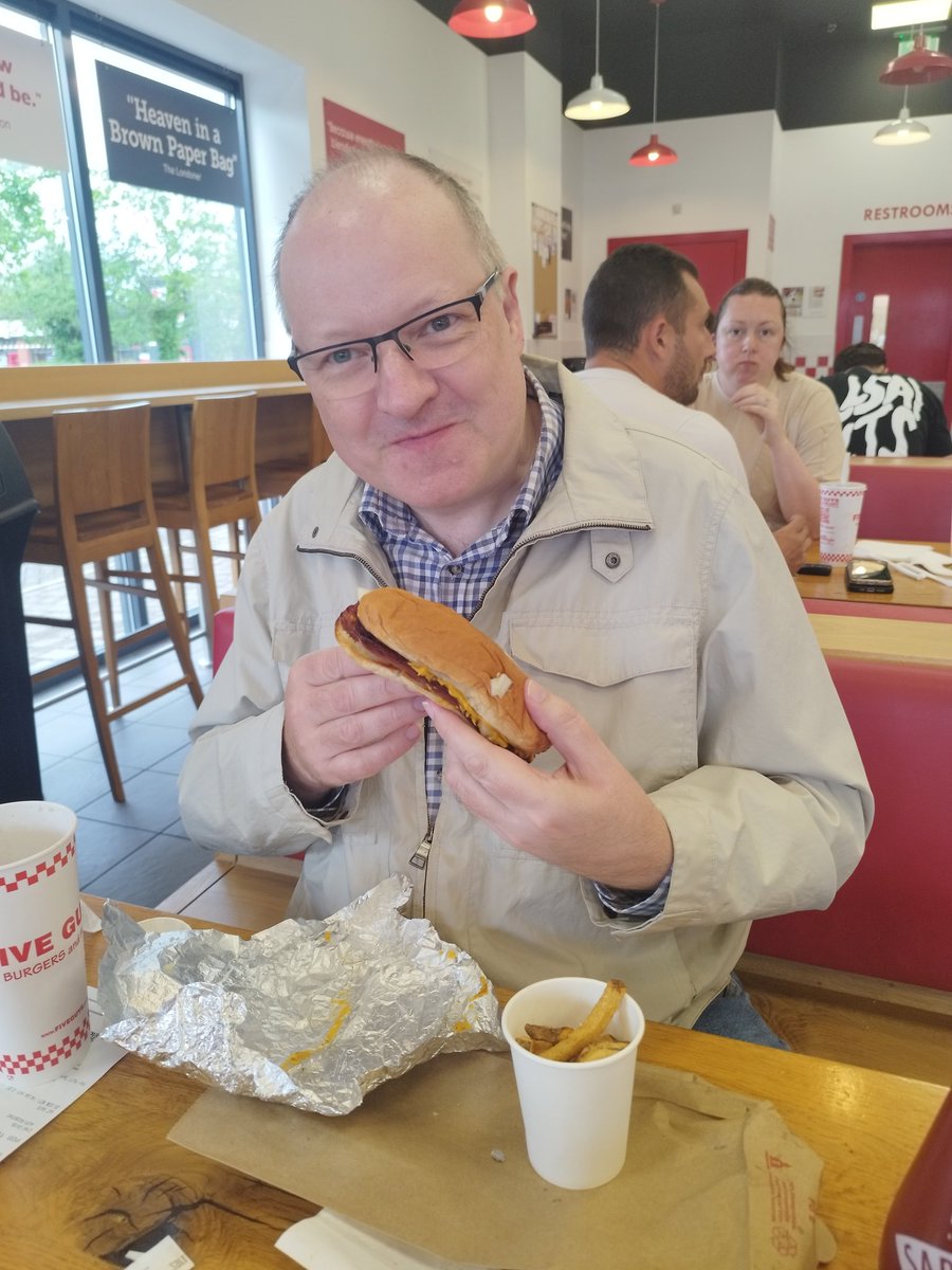Andy Hoyle tweet media