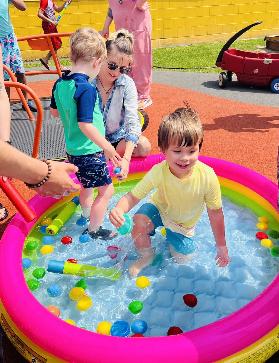 LifeLabKids's tweet image. Our fantastic recreational therapists at LifeLab Kids went over and beyond this week to organize a day filled with water fun at our therapeutic playpark. 💦🌊 #HealingThroughPlay

"informed consent was obtained and the photos should not be captured without express permission"