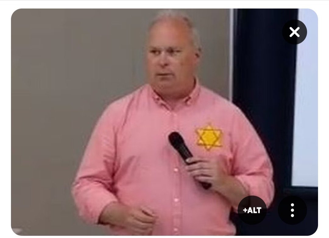 acraftyarab's tweet photo. @WAGOP @AGOWA @seattletimes @SeaTimesOpinion You are not helping your case against the “sycophantic” media by retweeting Islamophobe Brandi. 🤮🤢🤮
But then again, this is your #WAGOP leader, #JimWalshIsAntisemitic https://t.co/COYJCEjyxC