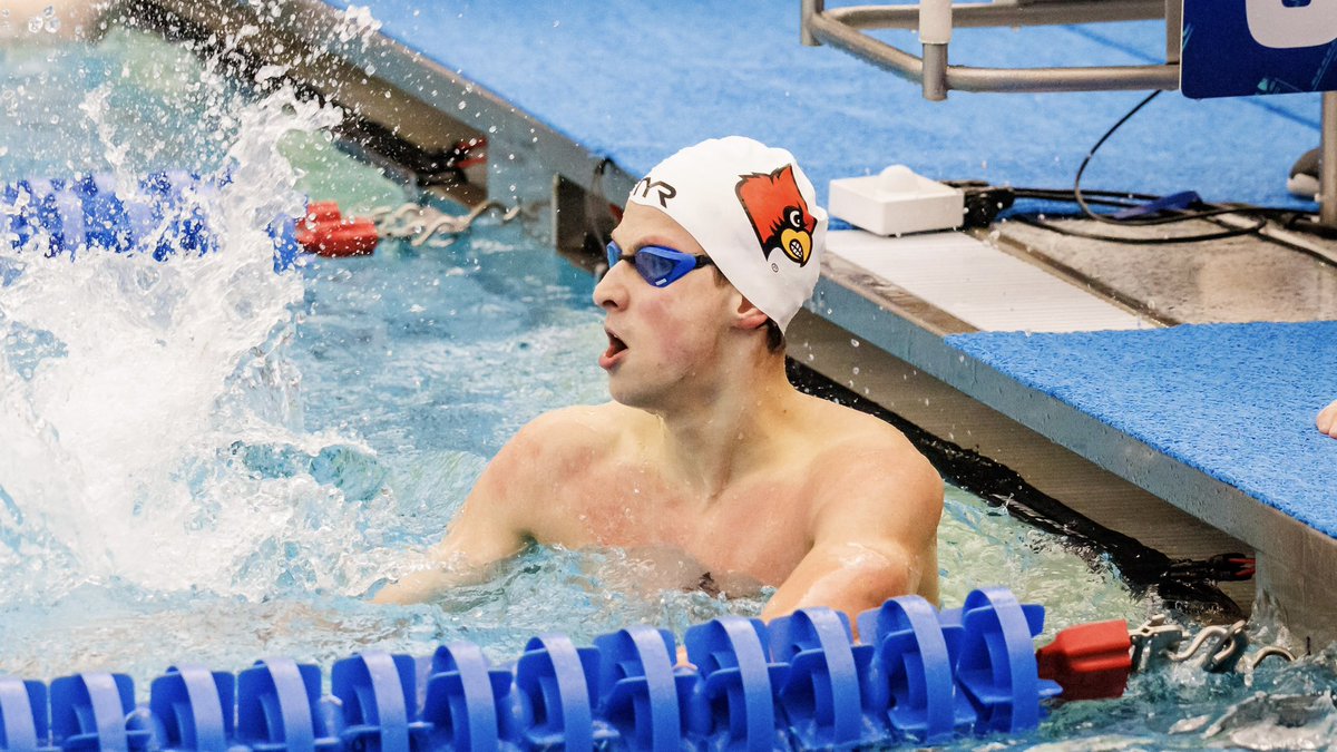 Gold medal MOOD at the Jose Finkel Trophy  🇧🇷 😤

🥇 Nick Albiero - 200 Backstroke
🥇 Fernanda Celidonio - 200 IM
🥇 Gustavo Saldo - 800 Freestyle Relay 
#GoCards