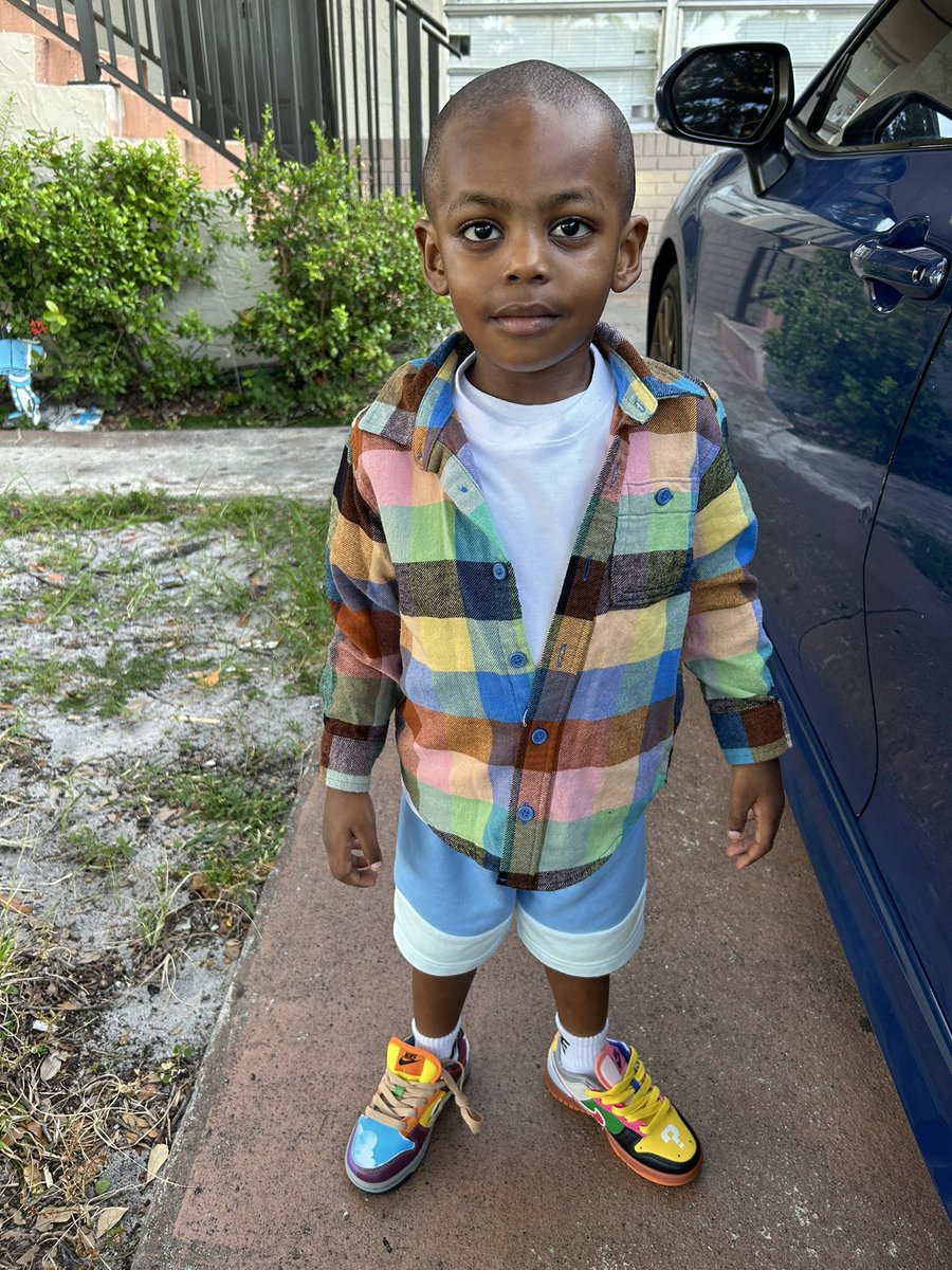AppolonClandy's tweet photo. I’m Saying Tho you Him Sonson 🤷🏾‍♂️ #Headstart #3 #School https://t.co/5P2U4WUauQ