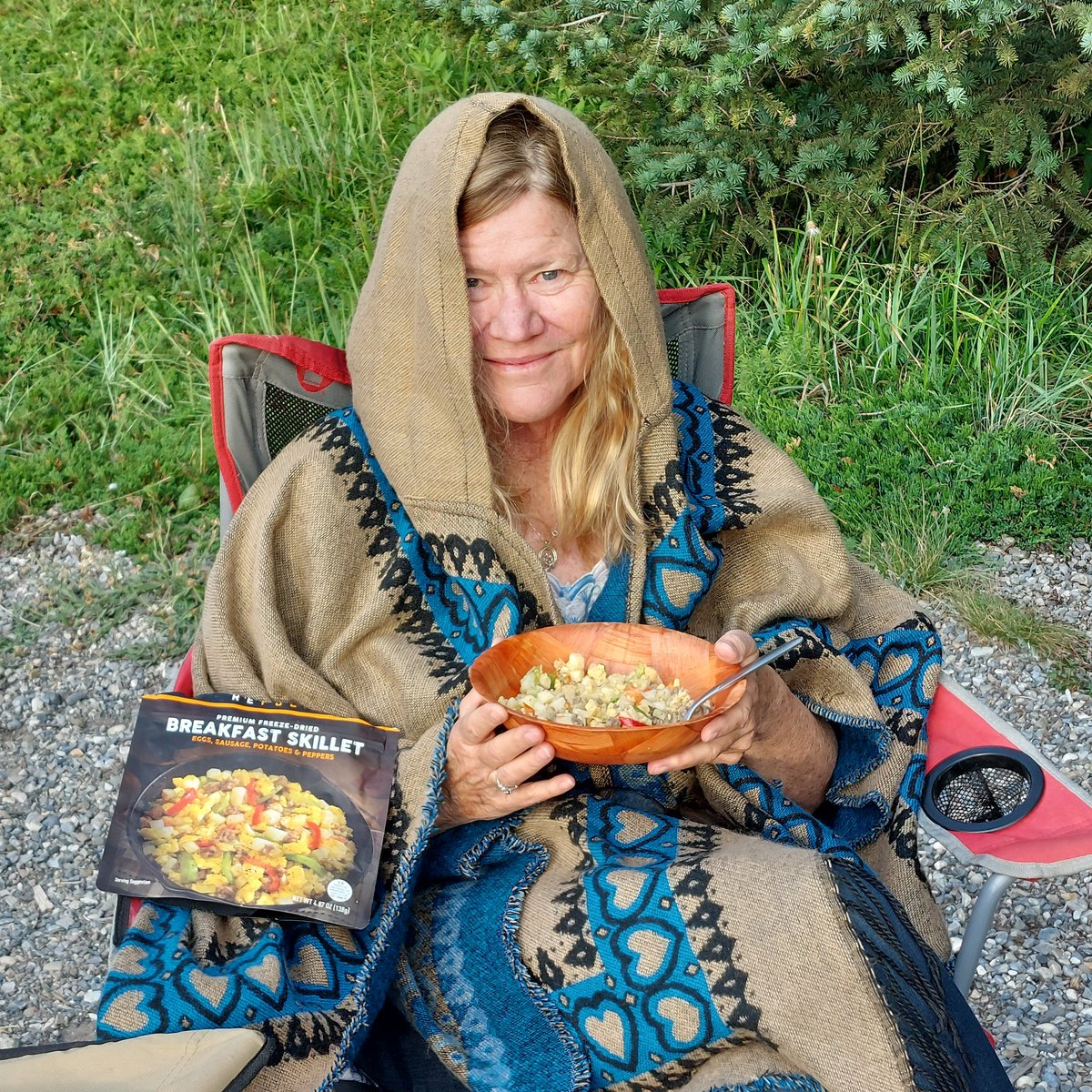 teachanatomy1's tweet image. My wife really ejoys it when we go camping and comes out of the tent in the mornings to coffee and @peakfuel breakfast I have ready for her!
#followyourcompass