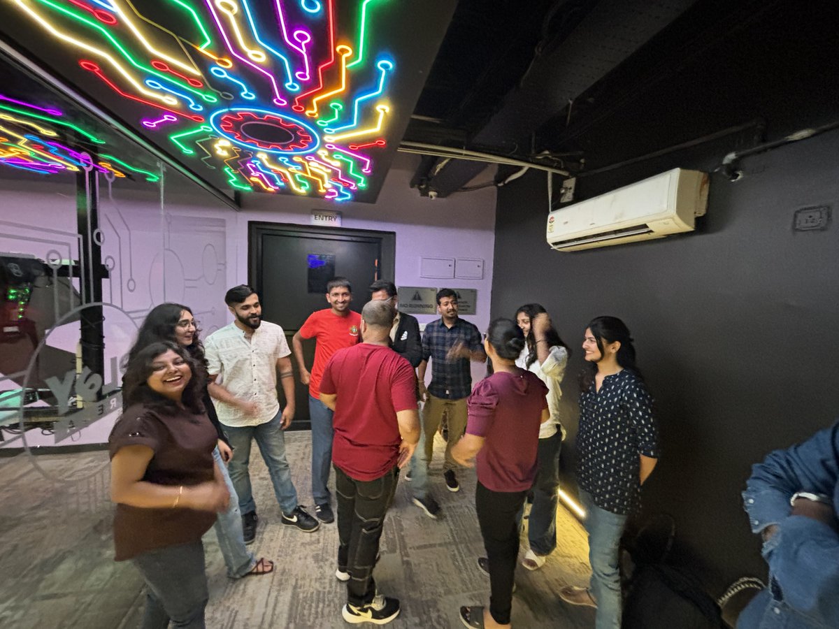 autifynetwork's tweet image. Operation Surprise Laser Tag was a GO! 😎

We took our HQ team on an action-packed laser tag battle last Friday. 

A blast of fun, competition, and team spirit! 

Want to see the action unfold? 👀 Make sure you're following us

#AutifyNetworkHQ #LaserTag #TeamOuting