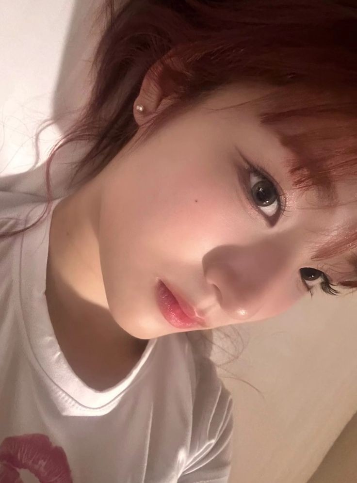arilvunis's tweet photo. First and last bago mag'IA 🫣 

#EverAfterSelcaDay #CURIOUS #UNIS #YUNHA #방윤하 https://t.co/sDGtLWduO5