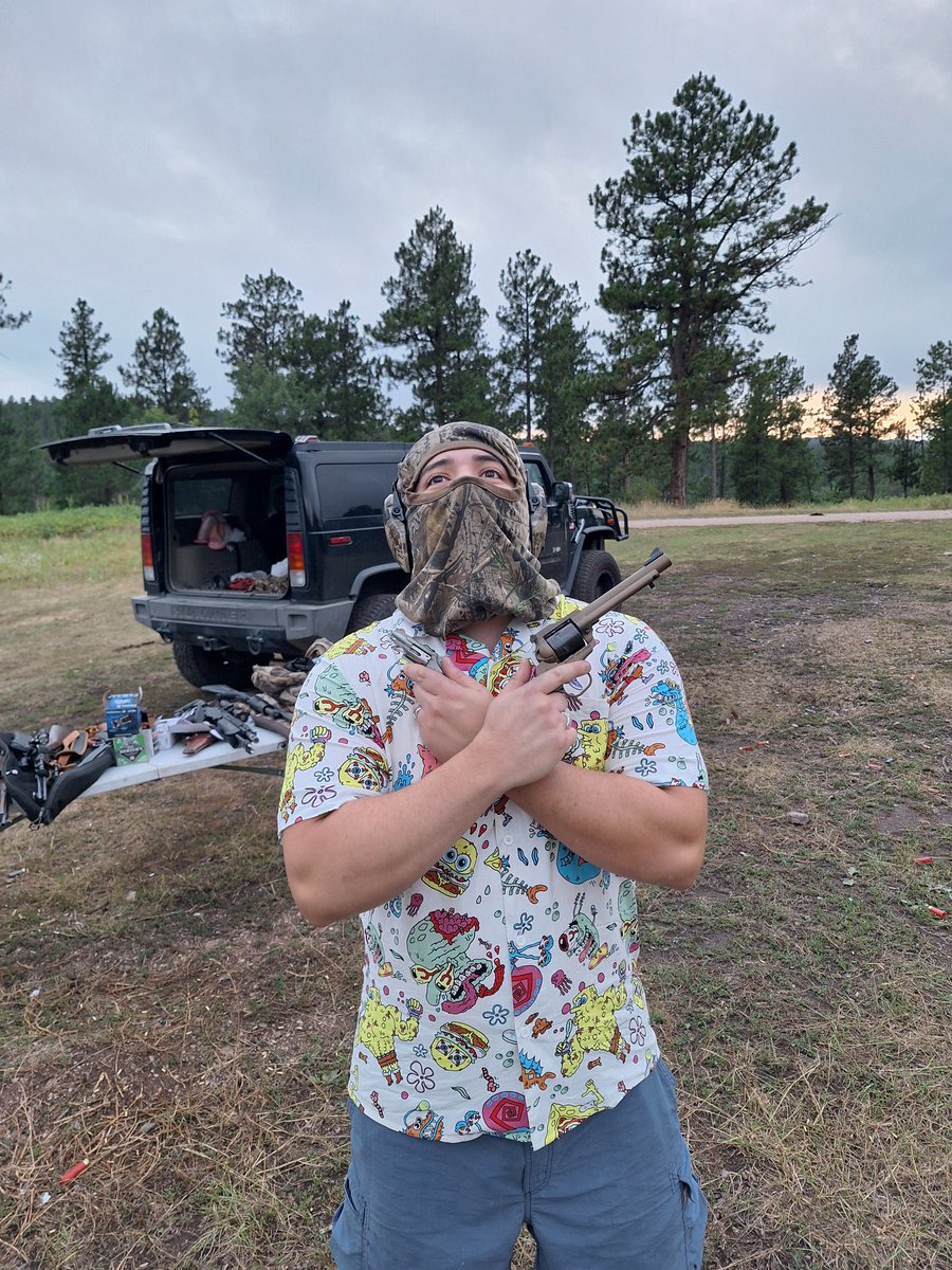 TactiFools's tweet photo. Why he jerkin it? #ruger #jerkin #guns #superwrangler #Israel
#freedom #birdisdaword #trump #revolvers #shooting #fuck #myheadhurts 
https://t.co/nsT2QuCTUV https://t.co/PhKJDmI5zZ
