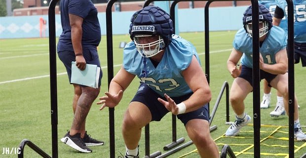 Zach Greenberg hit a late growth spurt going into Muhlenberg College, but he grew into his 6-foot-4 frame three years into college. He left the D-III level to transfer to #UNC, and he’s shown strides in training camp at the ACC level. More on Greenberg:
247sports.com/college/north-…