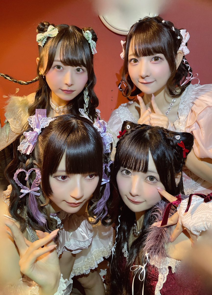 KYURUSHITE's tweet photo. #ネオジャポ さん主催
NEO KASSEN 2024❣️

ライブ前とあるお仕事があり、
可愛くて豪華なヘアスタイルでした🎀💇‍♀️

#きゅるして ↓のMVが200万回再生突破🩷YouTubeぜひご覧ください📺🩷
https://t.co/CaBEBNSw6W https://t.co/leeSR3GVdW