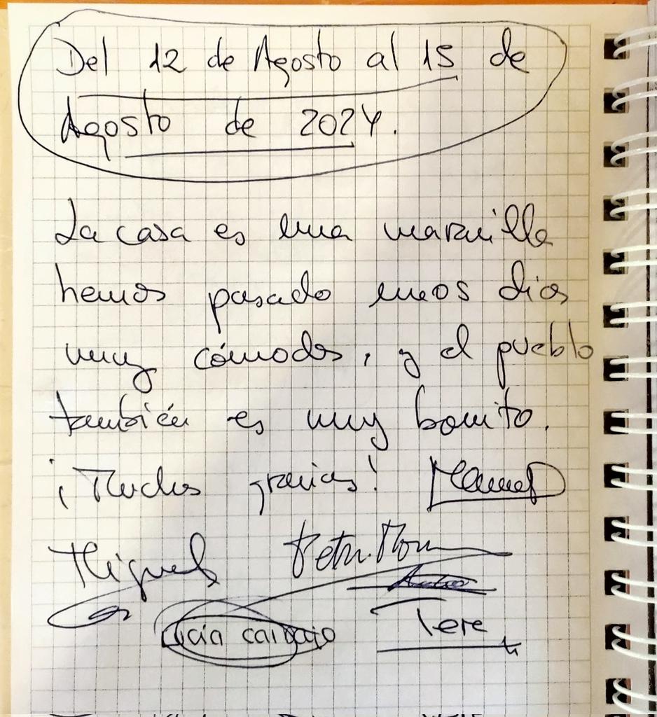 CasaLaParrada's tweet photo. Gracias Manuel por elegirmos para pasar unos días por estás tierras zamoranas. https://t.co/IRpFq9aiyW