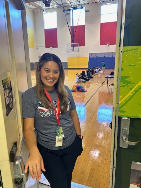 HBGonzalezPLA-Gifted/Talented (@birkheadfrank) on Twitter photo Our AMAZING Coach Almendarez welcomes students to PE and has already got them reaching for the GOLD! We are so lucky to have her at our school. <a href="/HBGonzalezPLA/">Henry B. Gonzalez PL Academy</a> <a href="/CoachAlmendarez/">Coach Almendarez</a> <a href="/Principal_JP/">John Noel-Morgan</a> Our AMAZING Coach Almendarez welcomes students to PE and has already got them reaching for the GOLD! We are so lucky to have her at our school. <a href="/HBGonzalezPLA/">Henry B. Gonzalez PL Academy</a> <a href="/CoachAlmendarez/">Coach Almendarez</a> <a href="/Principal_JP/">John Noel-Morgan</a>