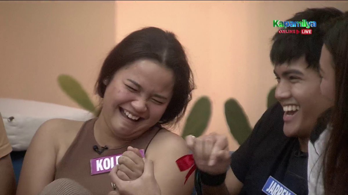 PBBabscbn's tweet photo. Jarren, pinili si Kolette! #PBBGen11Partners https://t.co/PepLf9j0zF