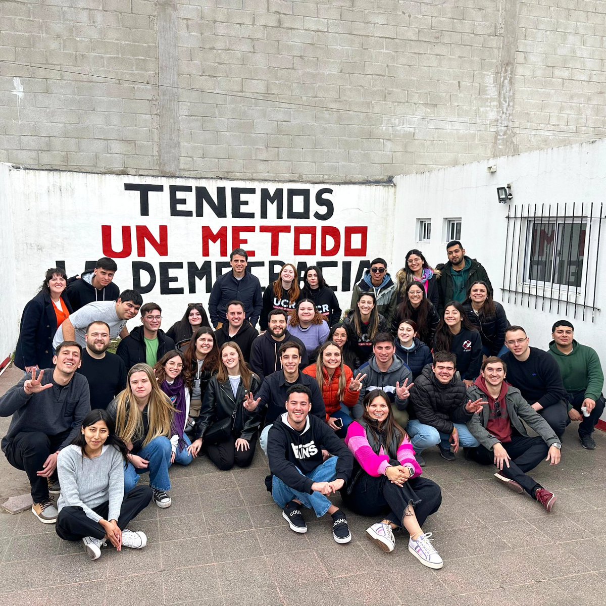 lissarraguejc's tweet photo. 🗣 HABLEMOS DE NOCTURNIDAD
📍PINAMAR 

Invitado por la @JRQuintaSeccion charlamos sobre nocturnidad y la importancia de que los Municipios y la Provincia tengan programas y políticas públicas integrales para disminuir la violencia en la noche. https://t.co/cvoeO6T0DG