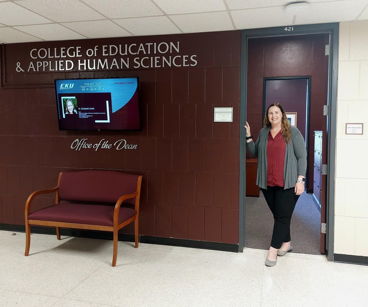 EKUCEAHS's tweet photo. We wanted to share some VIP ‘very important places’ that our College of Education and Applied Human Sciences students might visit at the beginning of the school year.
 
The first of those is Dean Smith’s office, which is in the Combs building, office 420. https://t.co/73I1shHaxz