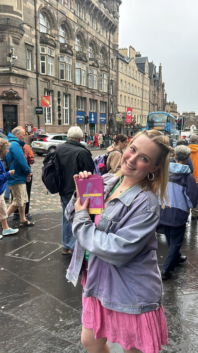 OUT ON THE MILE FOR DAY 4 BABY 💖💖💖💖
Tickets here: tickets.edfringe.com/whats-on/coven…
5 ⭐️ Feminist Political Thriller ‘COVENANT’
12:50pm @ Greenside George St
#edfringe #fringe #edinburgh #theatre <a href="/edfringe/">Edinburgh Festival Fringe</a> <a href="/GreensideVenue/">Greenside Venues</a>