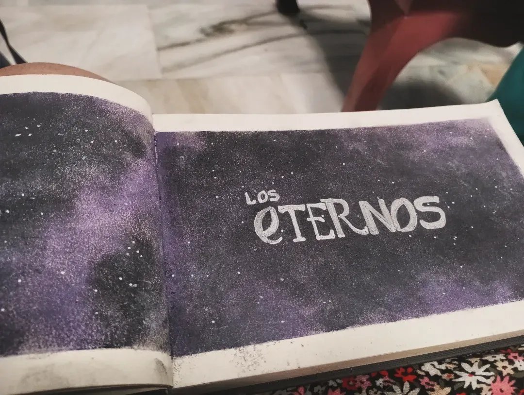 PtrDuarte's tweet photo. ¿Sabias que tambien puedes hacer una #Rolbreta para guardar el recuerdo de los vivos que juegues? Una seccion para tu personaje, una para las fotos, una para que tus compañeros te dediquen alguna frase...

Aqui mi nuevo proyecto para el ReV de Los Eternos que jugué en #TdN2024 https://t.co/rhLza7SG9y