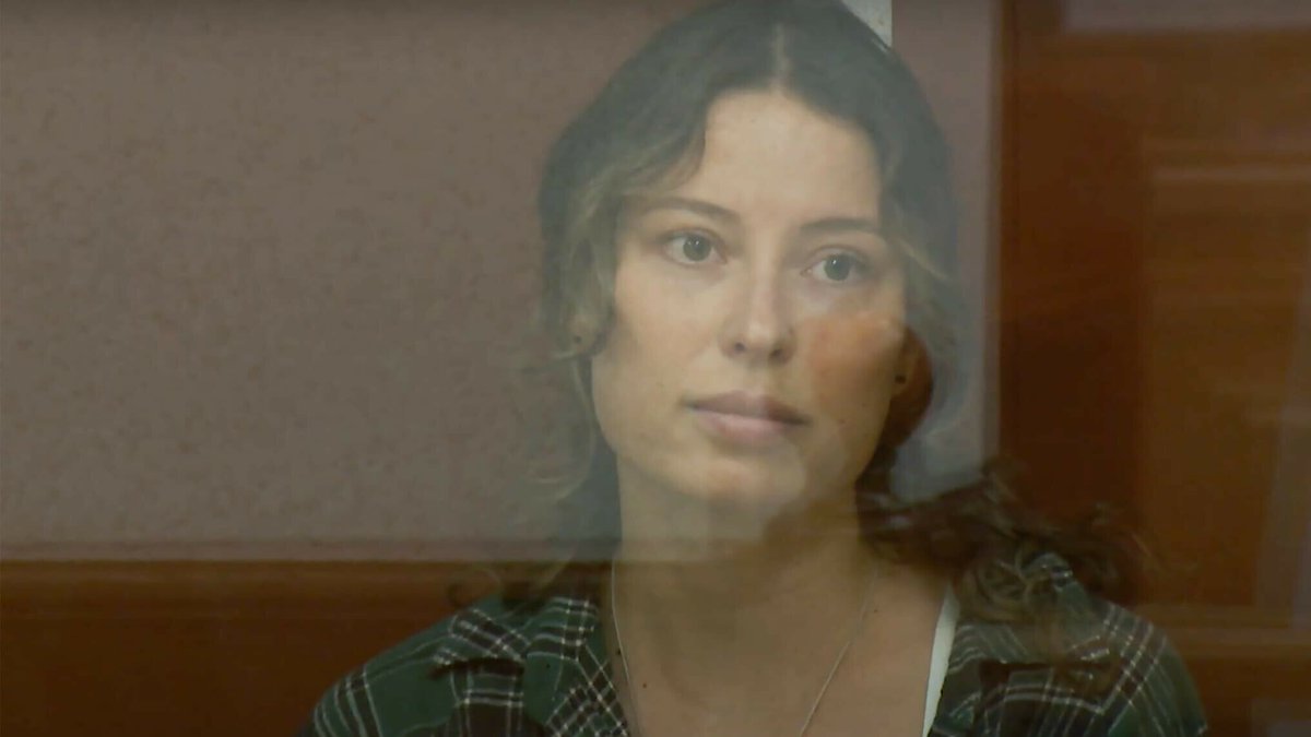 BFMTV's tweet photo. Russie: une ballerine condamnée à 12 ans de prison après avoir donné 45 euros à une association ukrainienne https://t.co/XfozG0onMk https://t.co/TKVhnc2fle