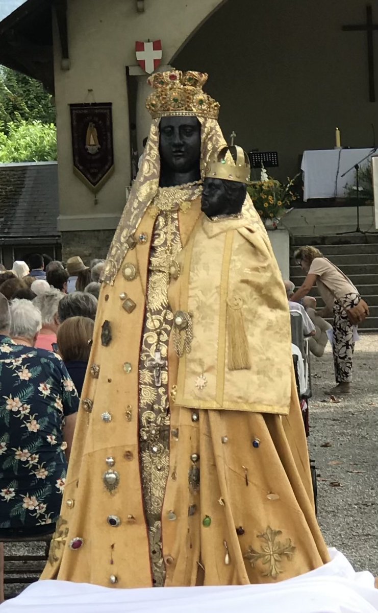 tof92130's tweet photo. Bonne fête de l’#Assomption 
#Myans #Savoie #France https://t.co/JJmU6U3s5Y
