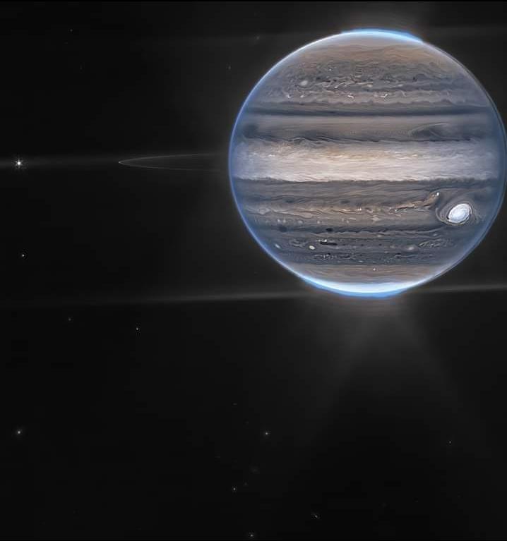 scienceresearc9's tweet photo. Jupiter captured by the James Webb Space Telescope. https://t.co/TjcIIRBTWB