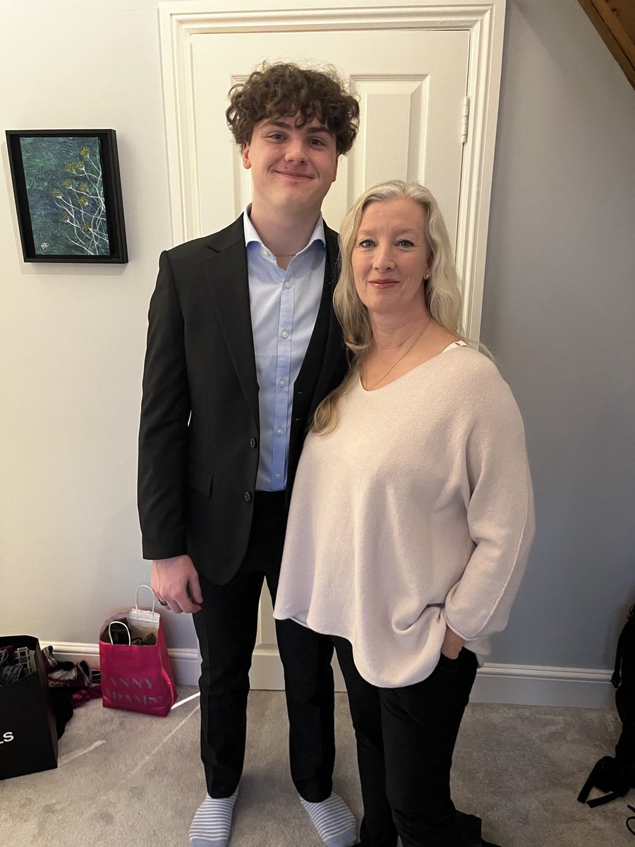 Helen S Fields tweet media