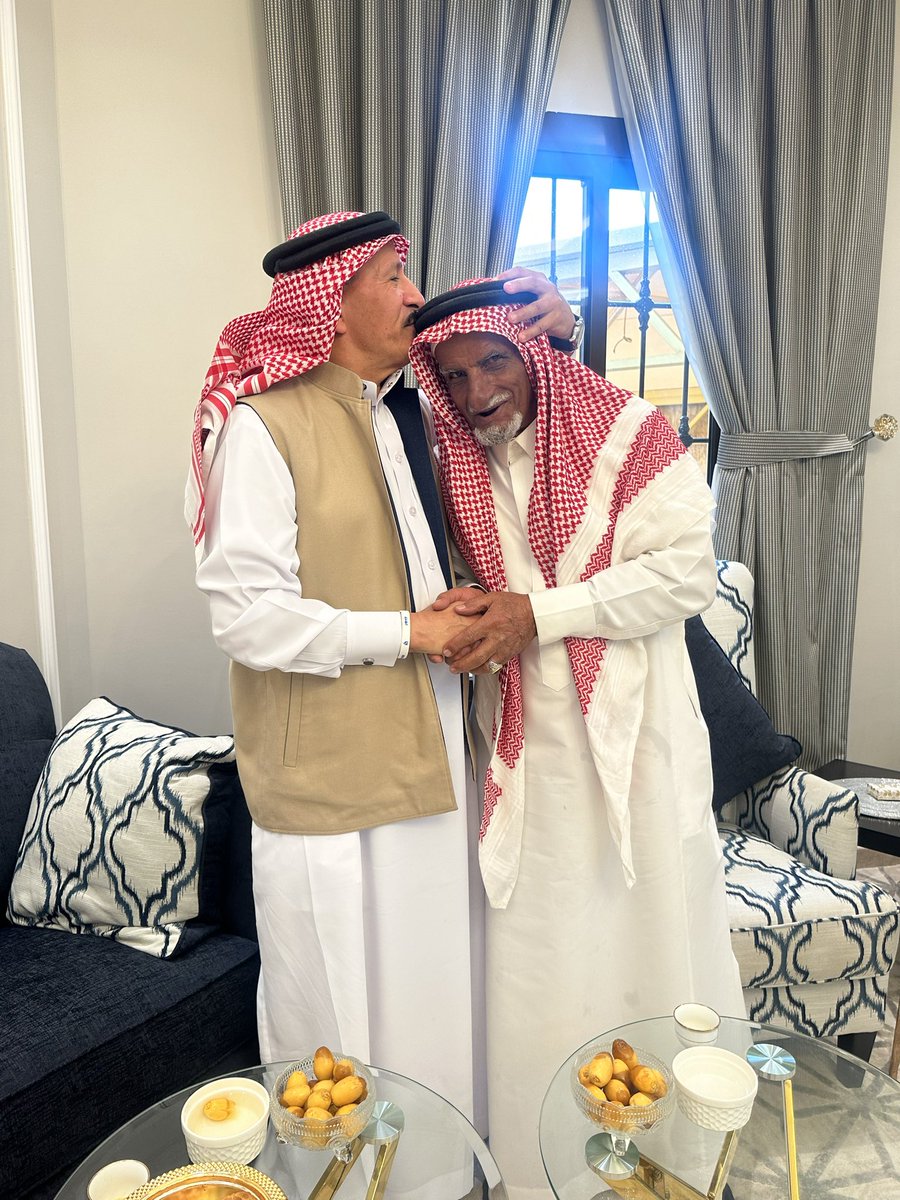 ibra_alfrayan's tweet photo. العم عبدالله مسفر آل مغيب تشرفت بمعرفته هذا اليوم في مجلس محمد بن جارالله https://t.co/9fgy2GtV0a