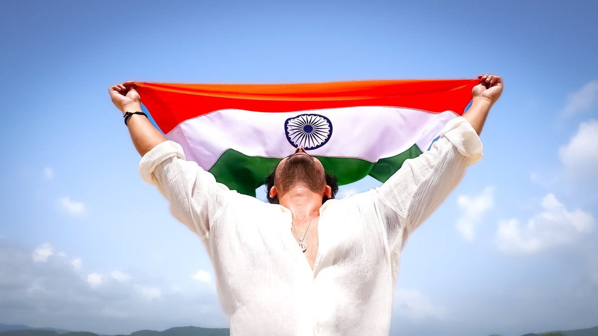 Shoaib_Ibrahim1's tweet photo. #VandeMatram #HappyIndependenceDay https://t.co/Txma823t1D