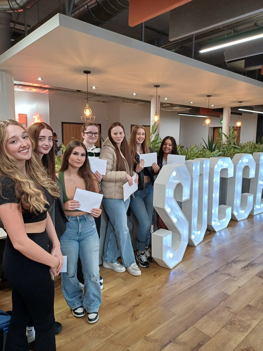 Congratulations to our T Level Health (Nursing) students who all did their placements within <a href="/WWLNHS/">WWL NHS</a>. They will all progress to a variety of universities before entering into a range of healthcare careers. #ResultsDay2024