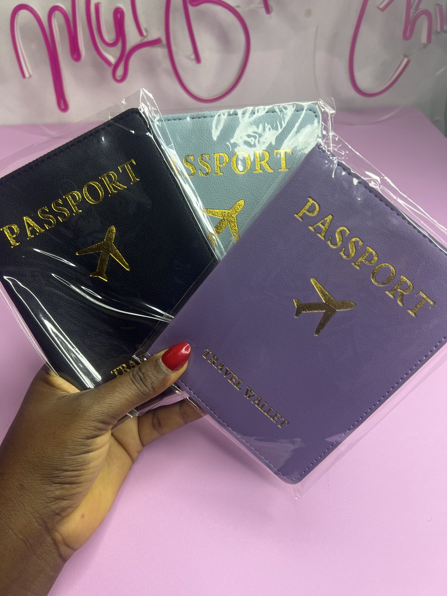 My_Bloom_Chic's tweet image. PU leather bronzing passport holder
5000 naira